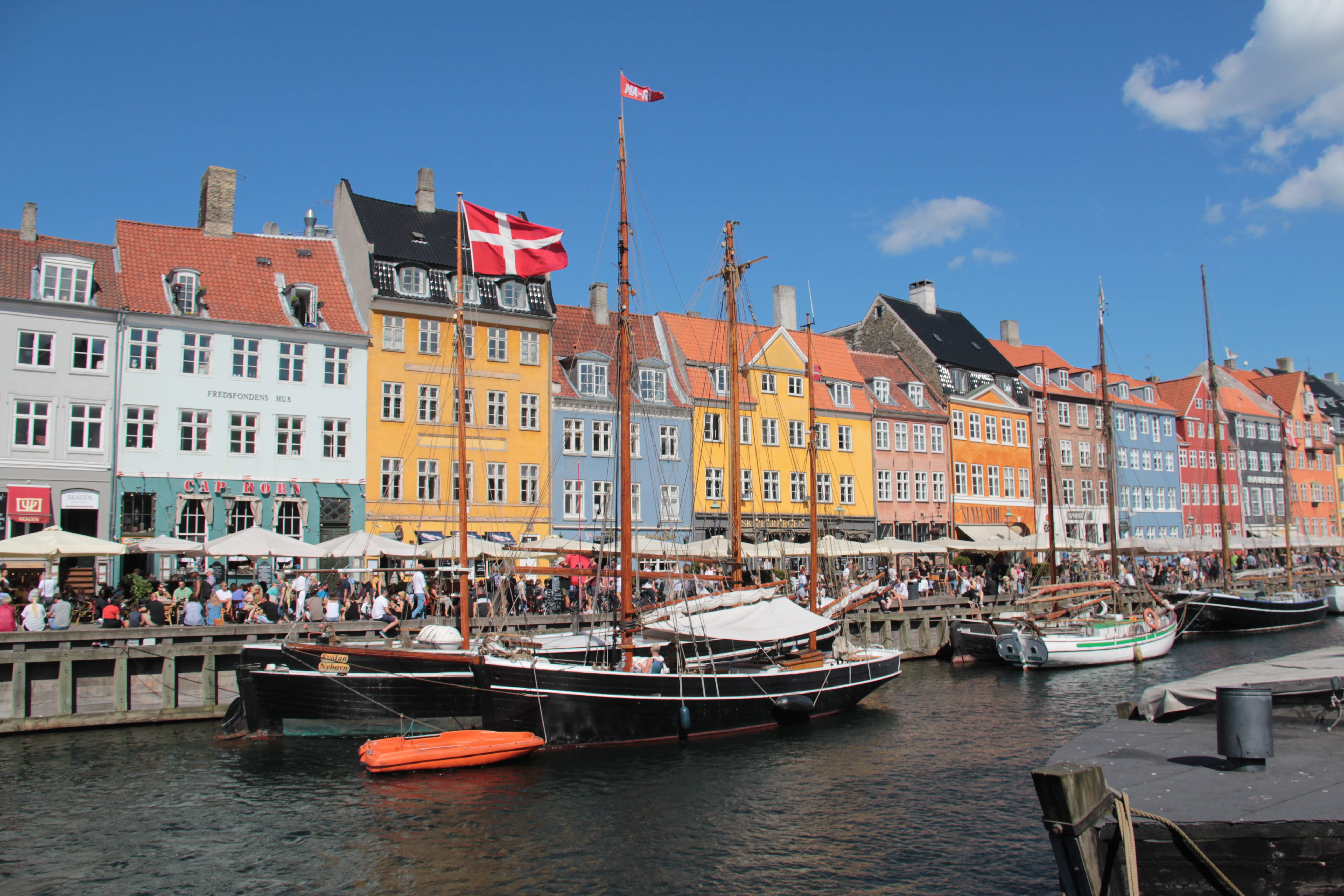 Innovative Exhibition Stand Contractor & Build In denmark | V Sky Expo Exhibition Design Experts