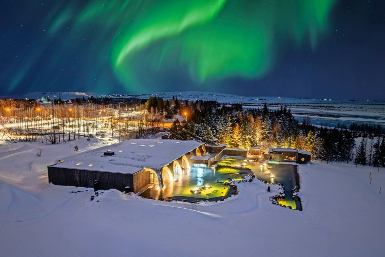 V Sky Expo exhibition stand design and booth construction services in Iceland by expert contractors